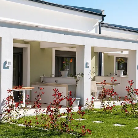 Theros Serenity Apartment *