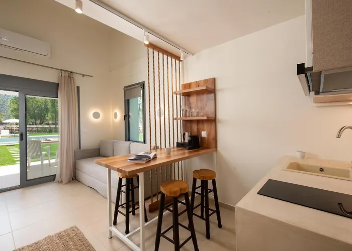 公寓 Theros Serenity