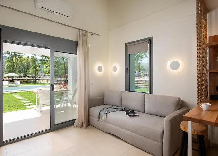 公寓 Theros Serenity