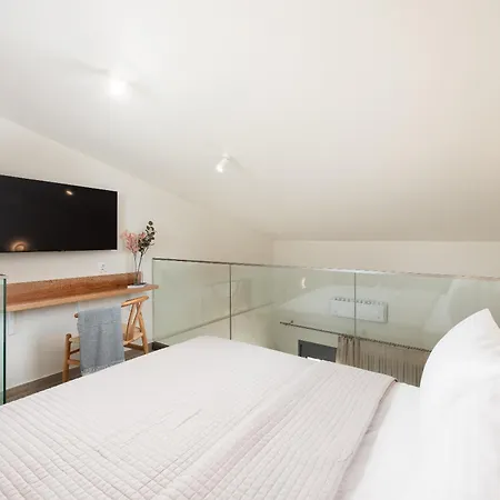 Apartament Theros Serenity Olympiada